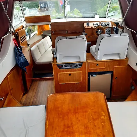 Motor Yacht Almaz * Amsterdam