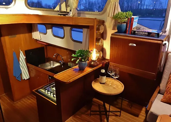 Motor Yacht Almaz * Amsterdam