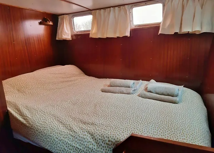 Motor Yacht Almaz * Amsterdam