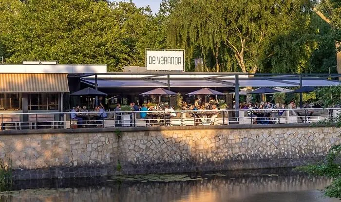 Motor Yacht Almaz Botel *